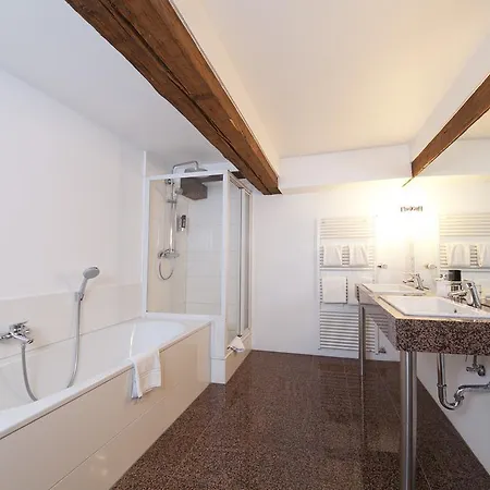 Hotell Romantik Johanniter-kreuz