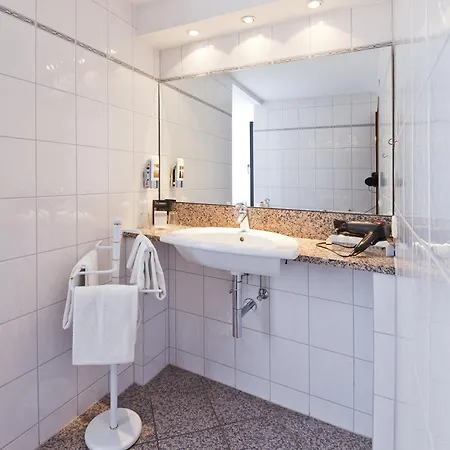 Hotel Romantik Johanniter-kreuz 4*