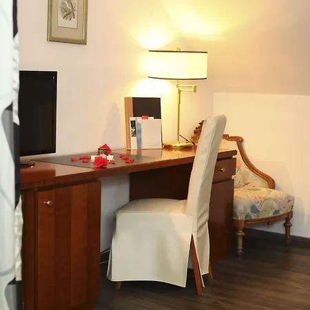 Romantik Johanniter-kreuz Hotell 4*