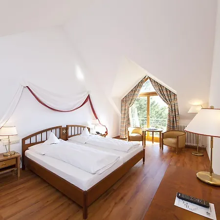 Romantik Johanniter-kreuz Hotell Uberlingen
