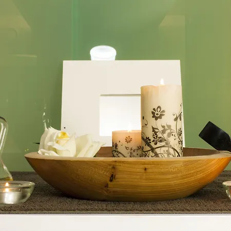 约翰尼特克罗伊茨罗曼蒂克酒店 酒店 于伯林根