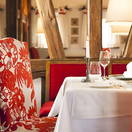 Romantik Johanniter-kreuz Hotell