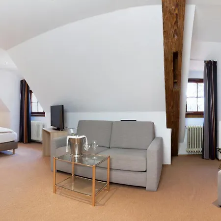 Romantik Johanniter-kreuz 4*