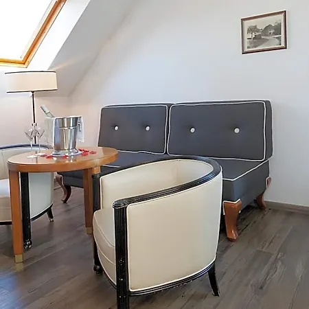 Hotel Romantik Johanniter-kreuz 4*