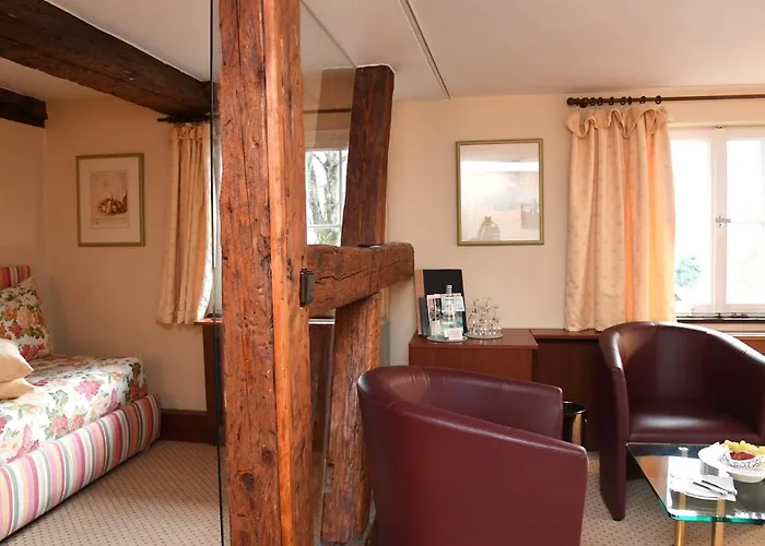 Romantik Johanniter-kreuz Otel 4*