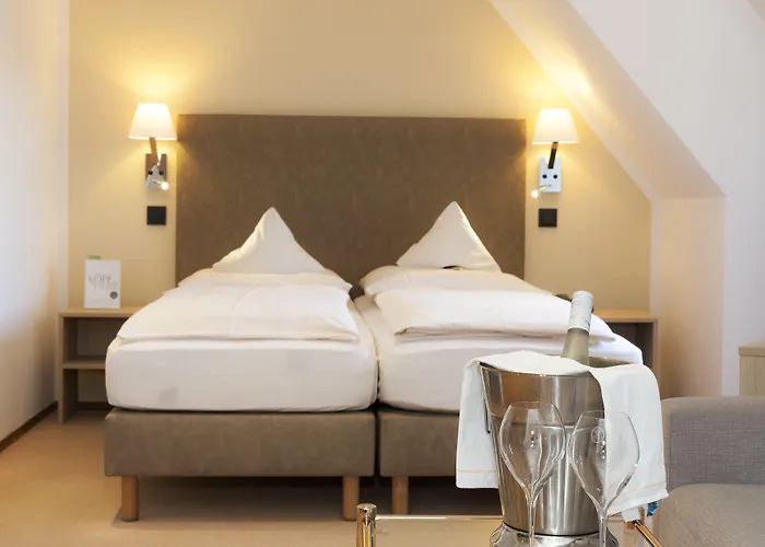 Romantik Johanniter-kreuz Otel